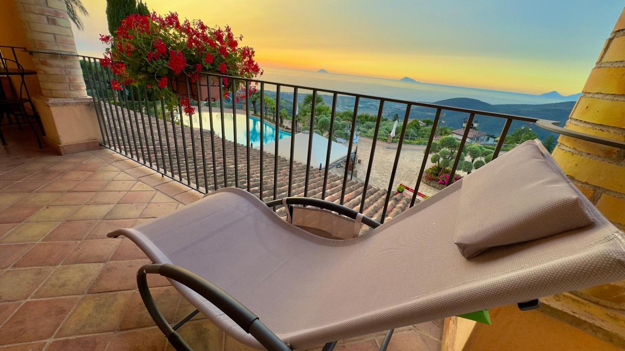 Отель Antica Filanda Capri Leone Экстерьер фото